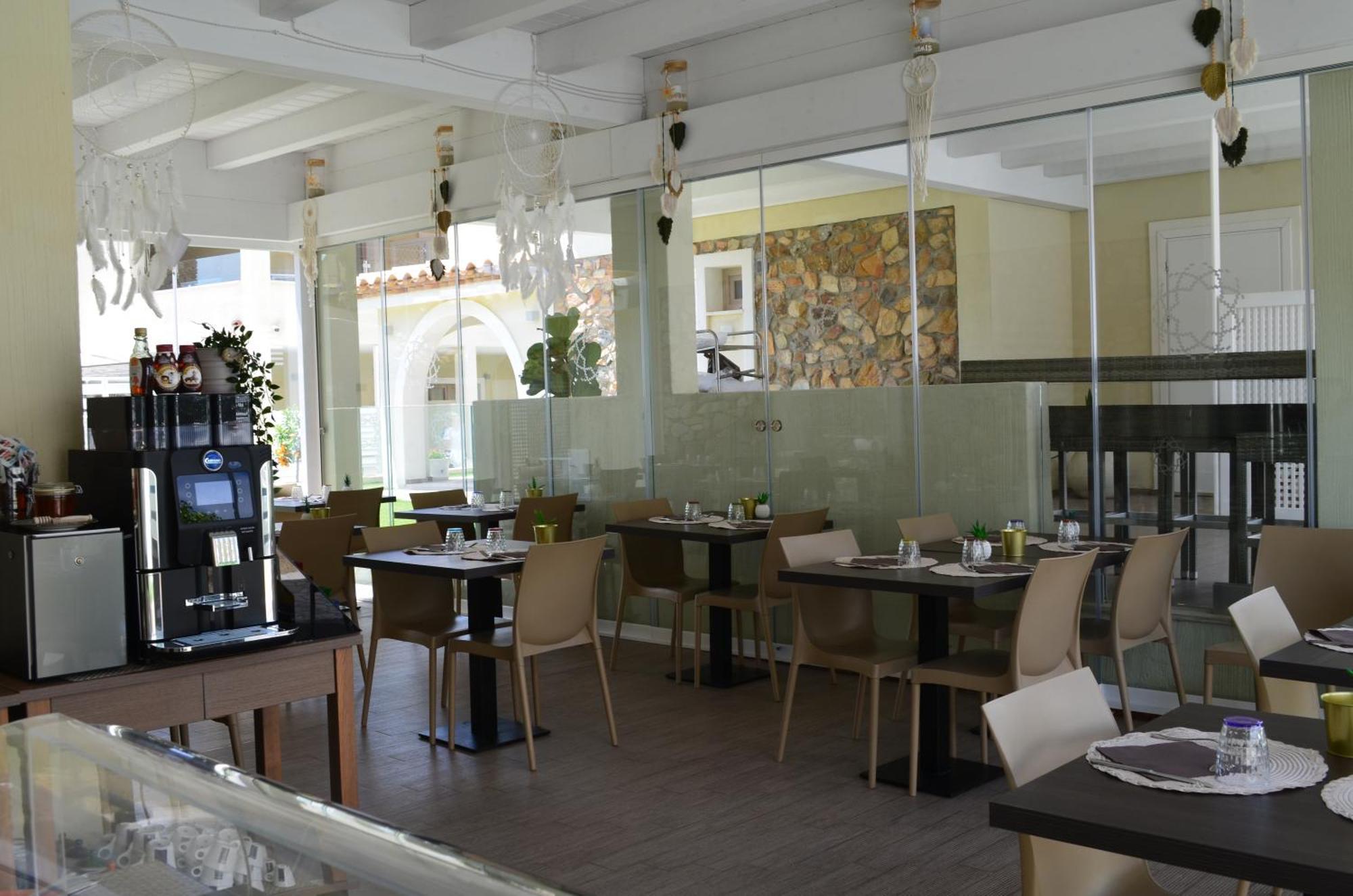 Suimi'S Hotel Villasimius Kültér fotó