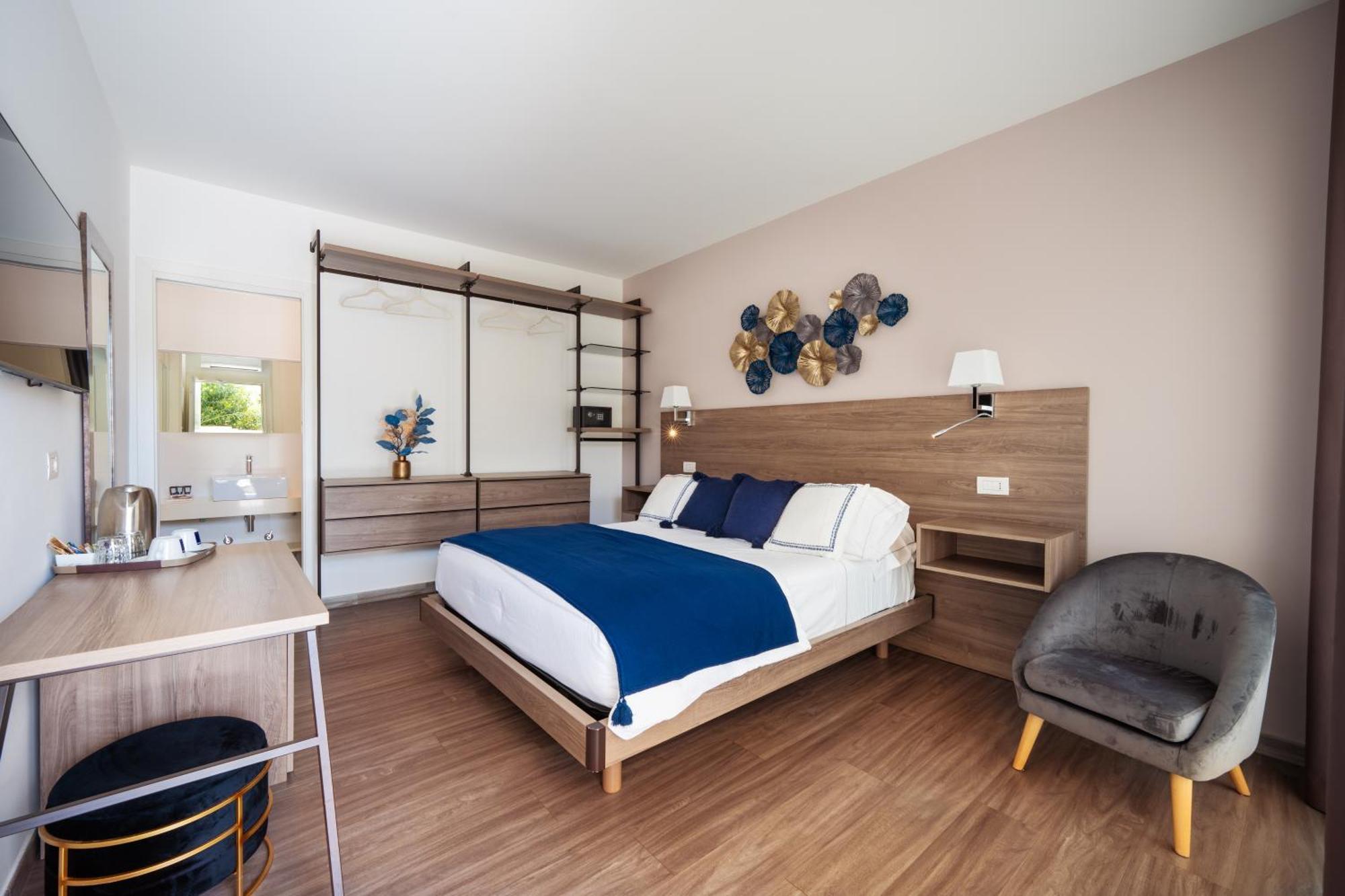 Suimi'S Hotel Villasimius Kültér fotó