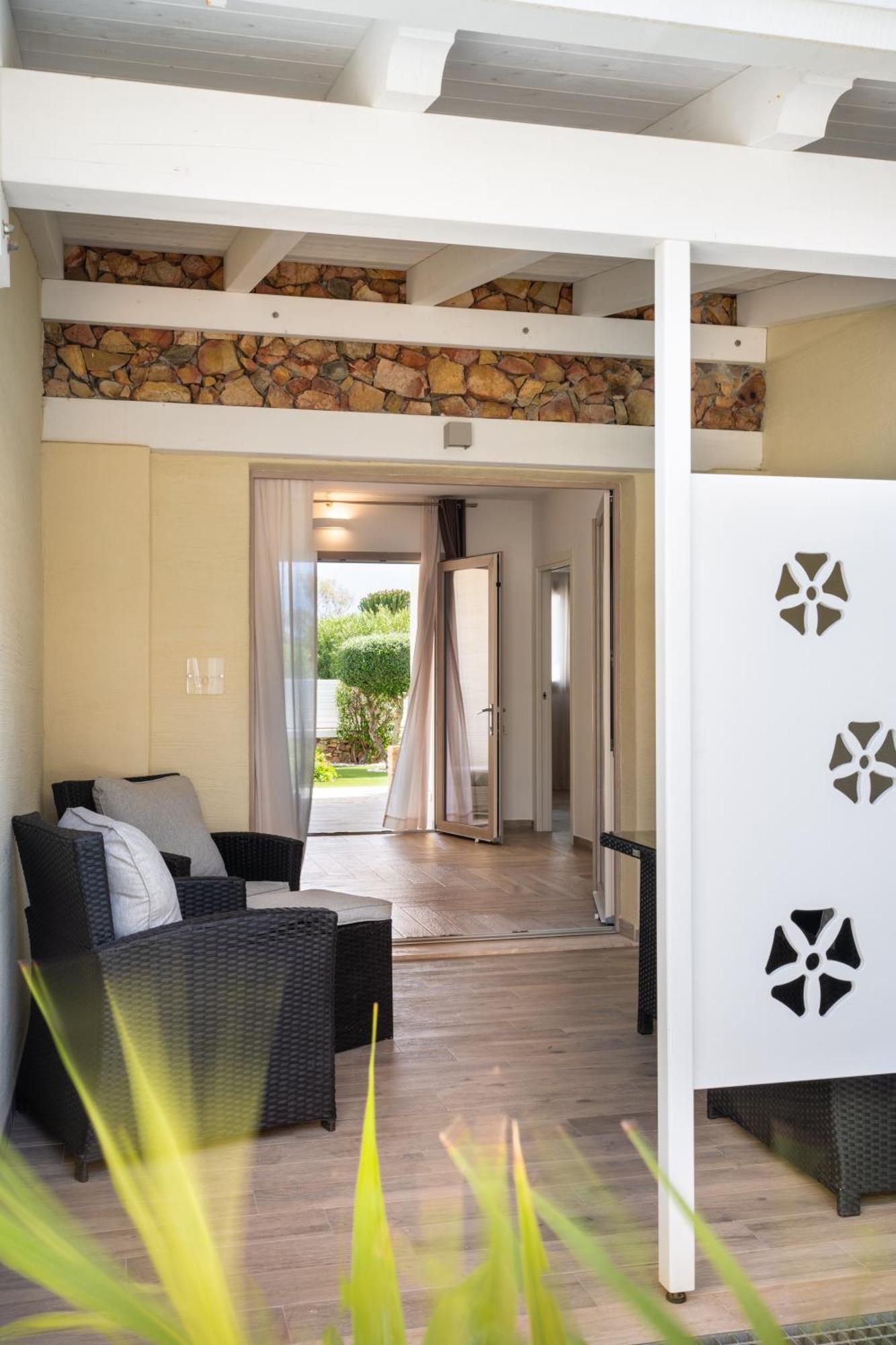 Suimi'S Hotel Villasimius Kültér fotó